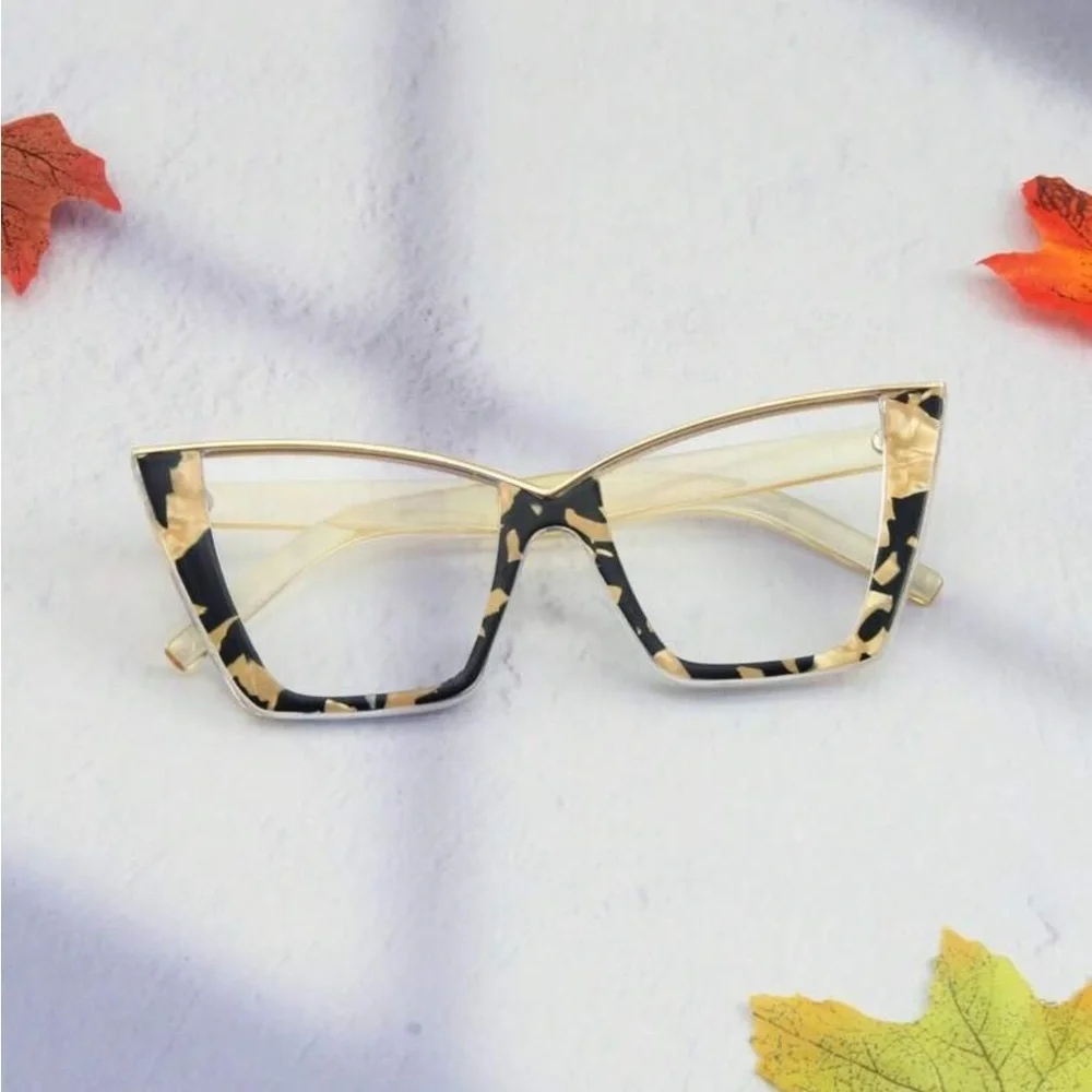 ✨NEW Stylish Tortoiseshell Cat-Eye Glasses